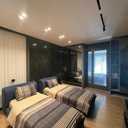 Remarkable Apartment Тирана Экстерьер фото